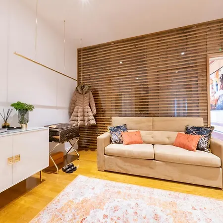 1877 Estrela Palace 4* Aveiro