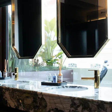 1877 Estrela Palace 4* אבאירו