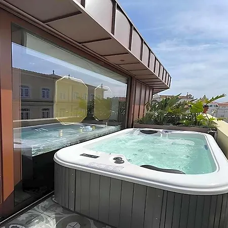 1877 Estrela Palace Guest house