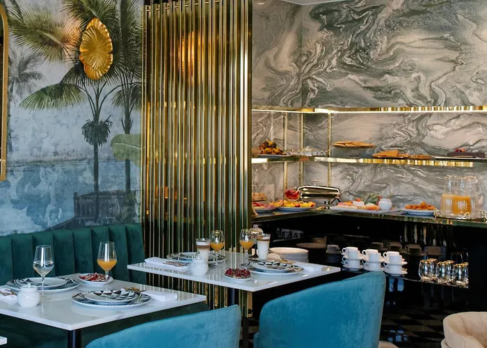 1877 Estrela Palace Гостевой дом Авейру